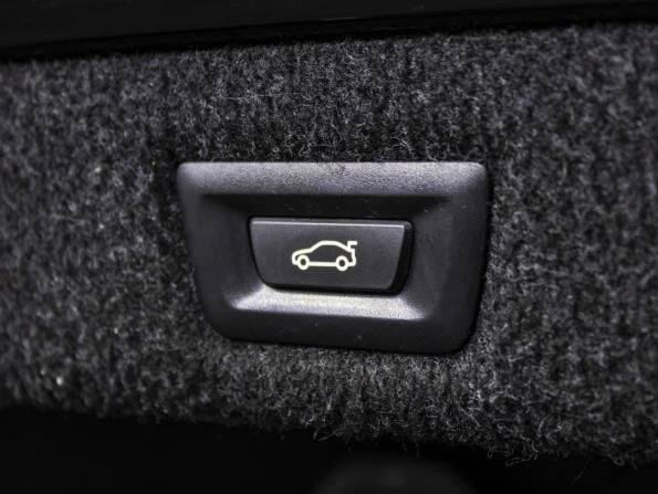 BMW 5 серии VII (G30/G31/G38) с пробегом 2019 года, цена 2 139 000 рублей, 300495 км, седан, Автокод Объявления