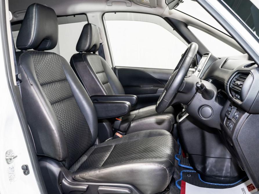 Nissan Serena V (C27) Чита  - изображение 7
