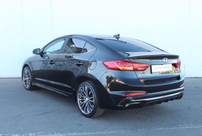 Hyundai Elantra VI (AD) с пробегом 2017 года, цена 1 386 000 рублей, 142000 км, седан, Автокод Объявления