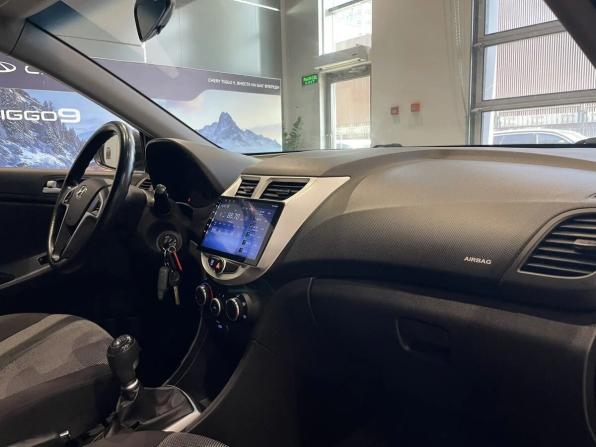 Hyundai Solaris I с пробегом 2012 года, цена 615 000 рублей, 199679 км, хэтчбек, Автокод Объявления