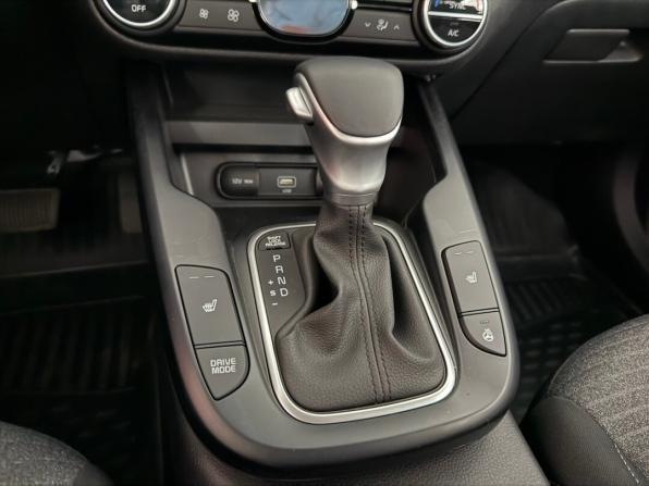 Kia Soul III с пробегом 2022 года, цена 2 720 000 рублей, 10 км, хэтчбек, Автокод Объявления