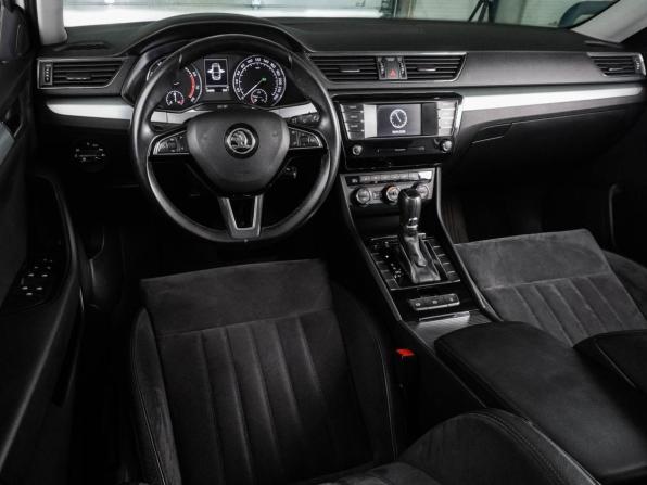 Skoda Superb III с пробегом 2016 года, цена 1 998 000 рублей, 134556 км, лифтбек, Автокод Объявления