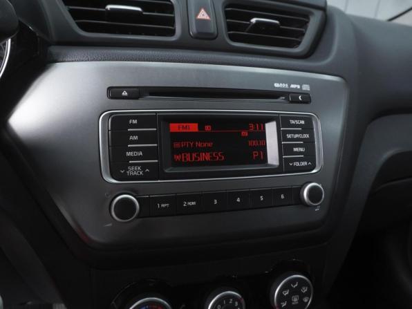 Kia Rio III Рестайлинг с пробегом 2016 года, цена 1 150 000 рублей, 121550 км, седан, Автокод Объявления