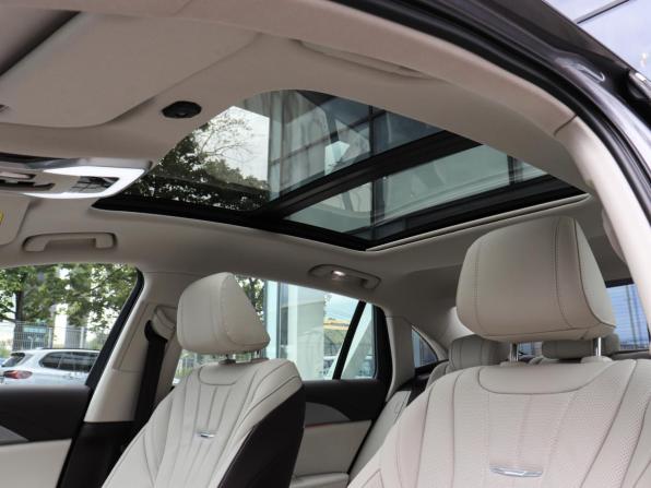 Hongqi H5 II с пробегом 2024 года, цена 3 396 000 рублей, 4272 км, седан, Автокод Объявления