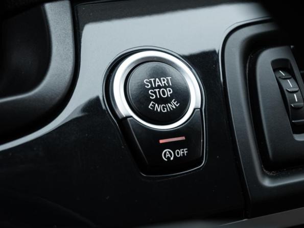 BMW 5 серии VI (F10/F11/F07) Рестайлинг с пробегом 2013 года, цена 2 100 000 рублей, 167030 км, седан, Автокод Объявления