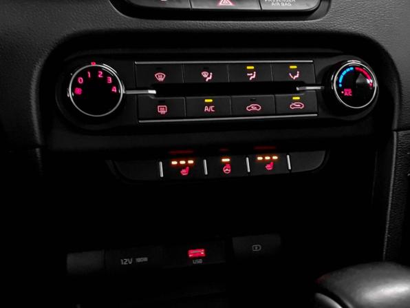 Kia Ceed III Рестайлинг с пробегом 2022 года, цена 1 970 000 рублей, 43258 км, хэтчбек, Автокод Объявления