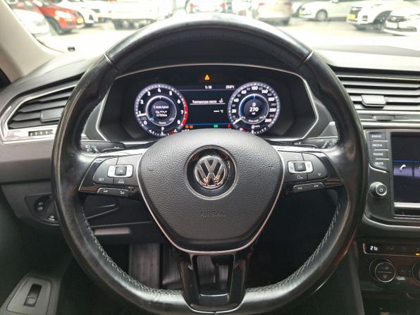 Volkswagen Tiguan II с пробегом 2017 года, цена 2 599 000 рублей, 125442 км, внедорожник, Автокод Объявления