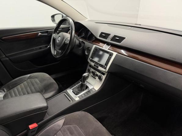 Volkswagen Passat B7 с пробегом 2011 года, цена 790 000 рублей, 178592 км, седан, Автокод Объявления
