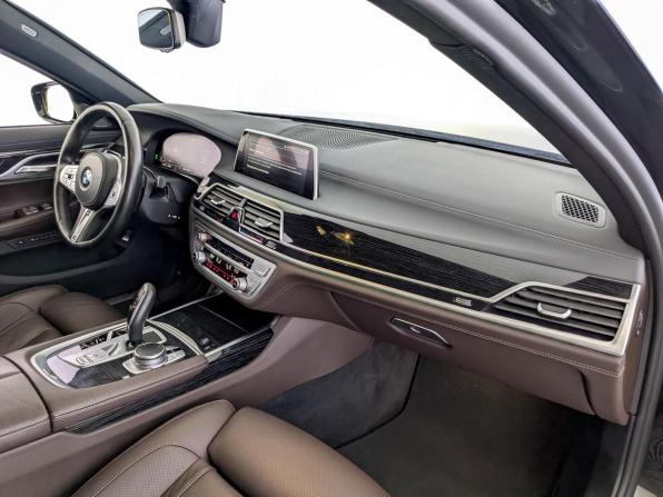 BMW 7 серии VI (G11/G12) Рестайлинг с пробегом 2020 года, цена 5 145 000 рублей, 82968 км, седан, Автокод Объявления