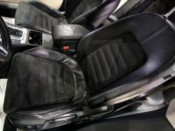Volkswagen Passat CC I Рестайлинг с пробегом 2013 года, цена 1 250 000 рублей, 268880 км, седан, Автокод Объявления