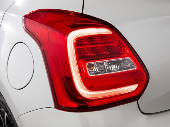 Suzuki Swift V с пробегом 2018 года, цена 1 323 500 рублей, 105000 км, хэтчбек, Автокод Объявления