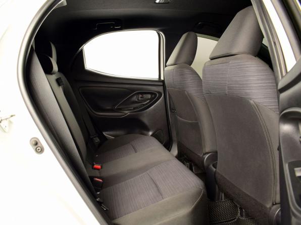 Toyota Yaris IV с пробегом 2020 года, цена 1 565 995 рублей, 54573 км, хэтчбек, Автокод Объявления