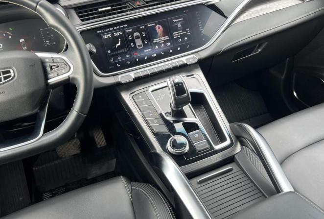 Geely Atlas Pro с пробегом 2023 года, цена 2 060 000 рублей, 54812 км, внедорожник, Автокод Объявления