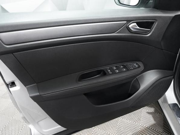 Renault Arkana I с пробегом 2020 года, цена 1 773 000 рублей, 62000 км, внедорожник, Автокод Объявления