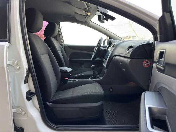 Ford Focus II Рестайлинг с пробегом 2011 года, цена 549 000 рублей, 251789 км, седан, Автокод Объявления