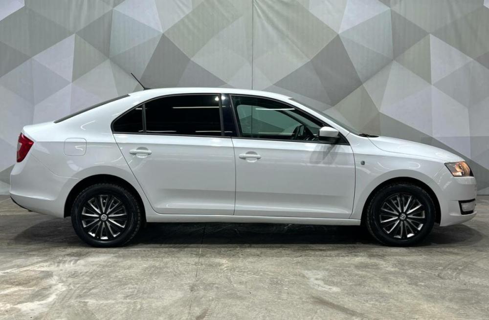 Skoda Rapid I Оренбург  - изображение 7