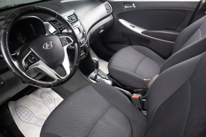 Hyundai Solaris I с пробегом 2012 года, цена 719 000 рублей, 204525 км, седан, Автокод Объявления