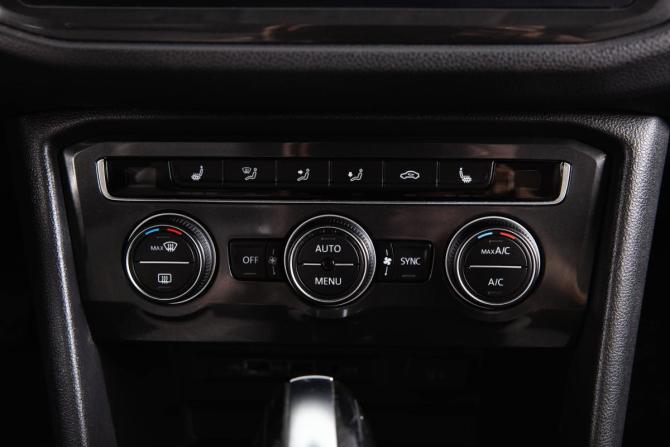 Volkswagen Tiguan II с пробегом 2019 года, цена 2 489 000 рублей, 81000 км, внедорожник, Автокод Объявления