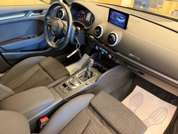 Audi A3 III (8V) Рестайлинг с пробегом 2017 года, цена 1 358 000 рублей, 234300 км, хэтчбек, Автокод Объявления