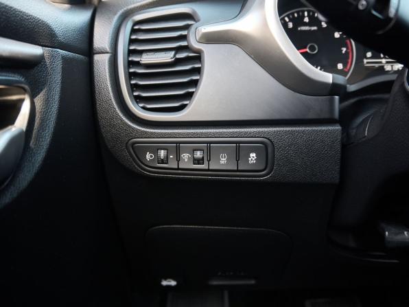 Kia Rio IV Рестайлинг с пробегом 2021 года, цена 1 848 000 рублей, 58103 км, хэтчбек, Автокод Объявления