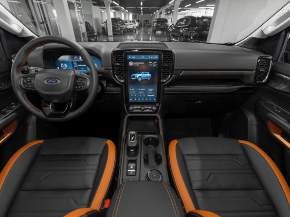 Ford Ranger T6.2 с пробегом 2026 года, цена 5 600 000 рублей, 50 км, пикап, Автокод Объявления
