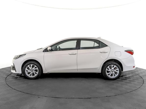 Toyota Corolla XI (E160 E170 E180) Рестайлинг 1 с пробегом 2017 года, цена 1 765 000 рублей, 81962 км, седан, Автокод Объявления