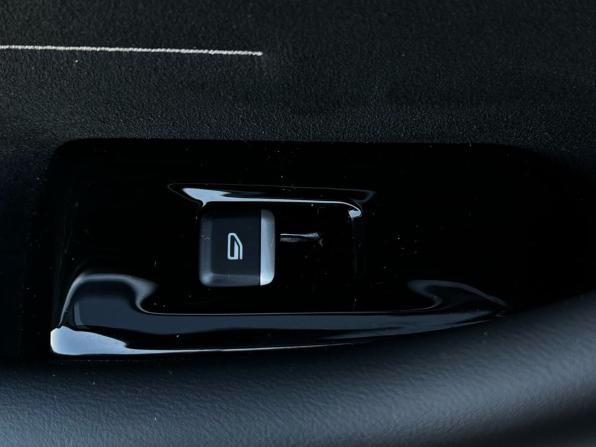 Geely Monjaro I с пробегом 2024 года, цена 3 350 000 рублей, 34741 км, внедорожник, Автокод Объявления