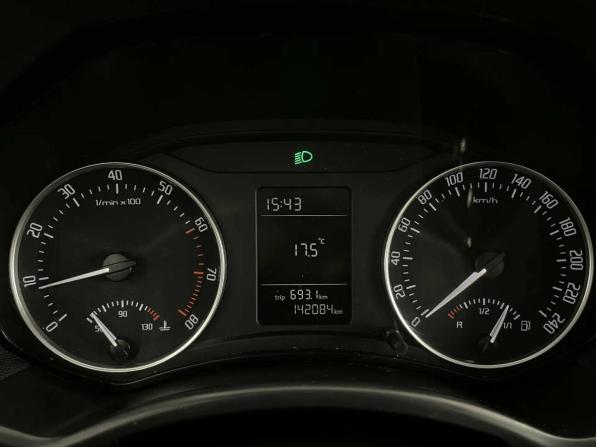 Skoda Octavia II (A5) Рестайлинг с пробегом 2009 года, цена 649 000 рублей, 142084 км, лифтбек, Автокод Объявления