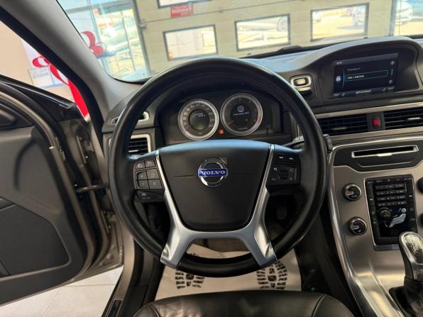 Volvo XC70 II с пробегом 2012 года, цена 1 809 000 рублей, 161160 км, универсал, Автокод Объявления