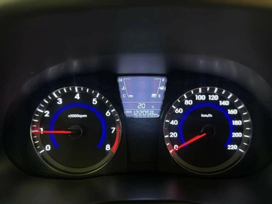 Hyundai Solaris I Нижнекамск  - изображение 10