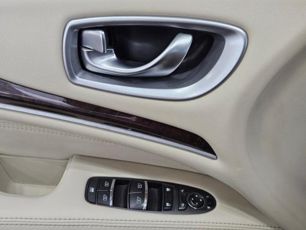 Infiniti JX с пробегом 2013 года, цена 1 200 000 рублей, 214000 км, внедорожник, Автокод Объявления