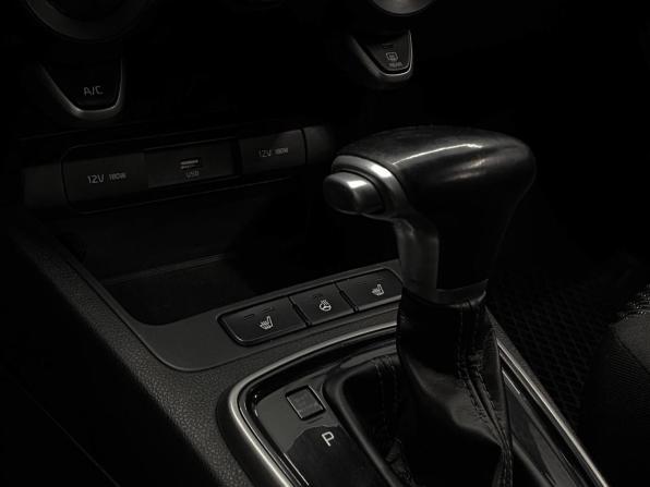 Kia Rio IV Рестайлинг с пробегом 2020 года, цена 1 155 000 рублей, 90000 км, седан, Автокод Объявления