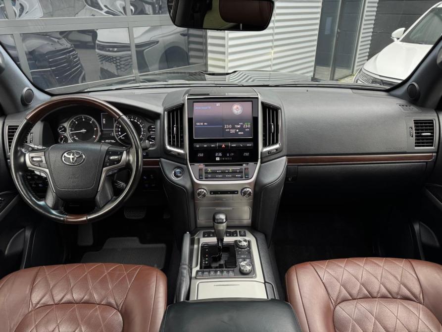 Toyota Land Cruiser 200 Series Рестайлинг 2 Иркутск  - изображение 12