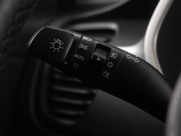 Kia Rio IV Рестайлинг с пробегом 2021 года, цена 1 729 000 рублей, 66875 км, хэтчбек, Автокод Объявления
