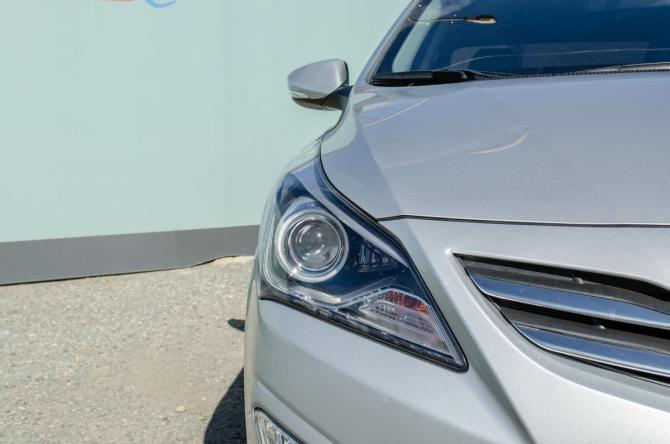 Hyundai Solaris I Рестайлинг с пробегом 2015 года, цена 870 000 рублей, 182000 км, седан, Автокод Объявления