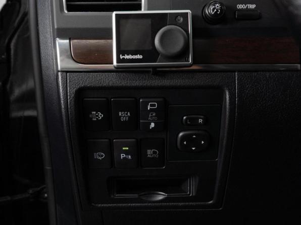 Toyota Land Cruiser 200 Series Рестайлинг 2 с пробегом 2018 года, цена 6 800 000 рублей, 241900 км, внедорожник, Автокод Объявления