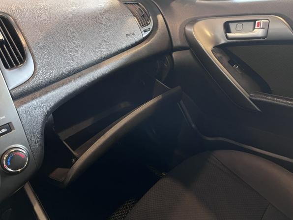 Kia Cerato II с пробегом 2010 года, цена 595 000 рублей, 264138 км, седан, Автокод Объявления