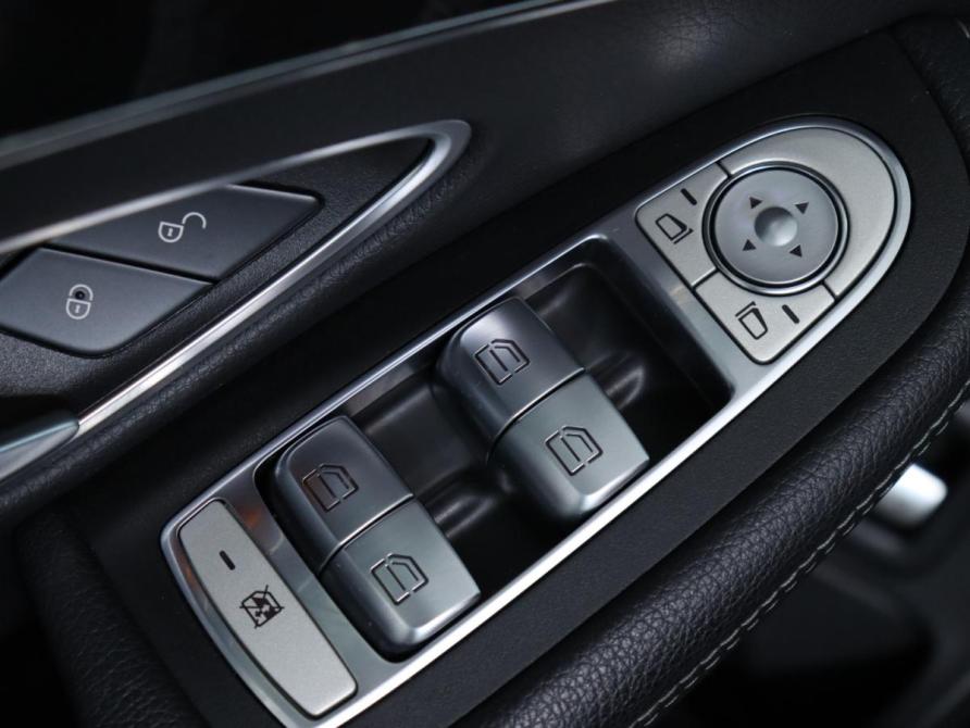 Mercedes-Benz C-Класс IV (W205) Рестайлинг Санкт-Петербург  - изображение 16