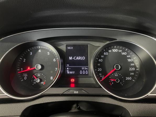 Volkswagen Passat B8 с пробегом 2018 года, цена 1 669 000 рублей, 121800 км, универсал, Автокод Объявления
