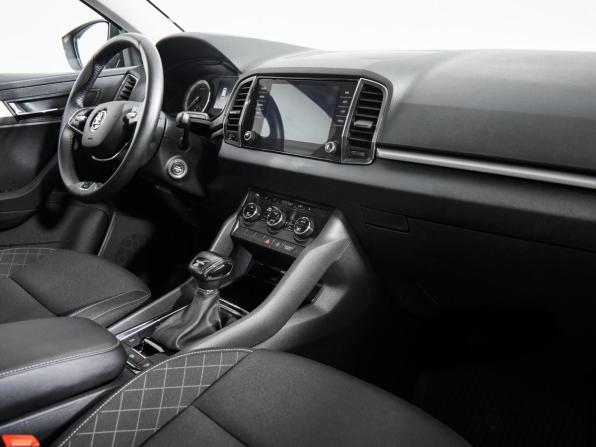 Skoda Karoq I с пробегом 2021 года, цена 2 370 000 рублей, 95657 км, внедорожник, Автокод Объявления
