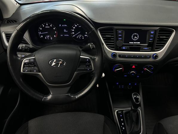 Hyundai Solaris II с пробегом 2018 года, цена 1 155 000 рублей, 131197 км, седан, Автокод Объявления