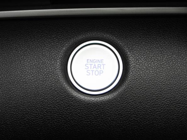 Hyundai Elantra VII (CN7) с пробегом 2022 года, цена 2 190 000 рублей, 55838 км, седан, Автокод Объявления