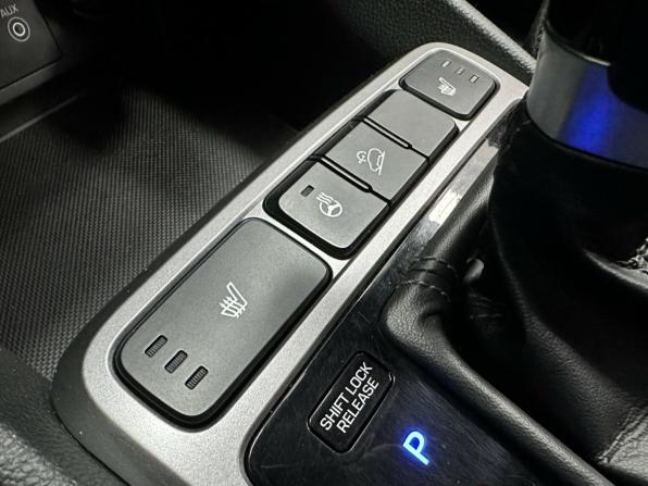 Hyundai Creta I с пробегом 2018 года, цена 1 729 000 рублей, 81182 км, внедорожник, Автокод Объявления
