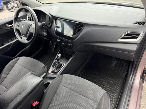 Hyundai Solaris II с пробегом 2019 года, цена 1 099 000 рублей, 163090 км, седан, Автокод Объявления