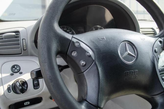 Mercedes-Benz C-Класс II (W203) Рестайлинг с пробегом 2005 года, цена 444 000 рублей, 355900 км, седан, Автокод Объявления