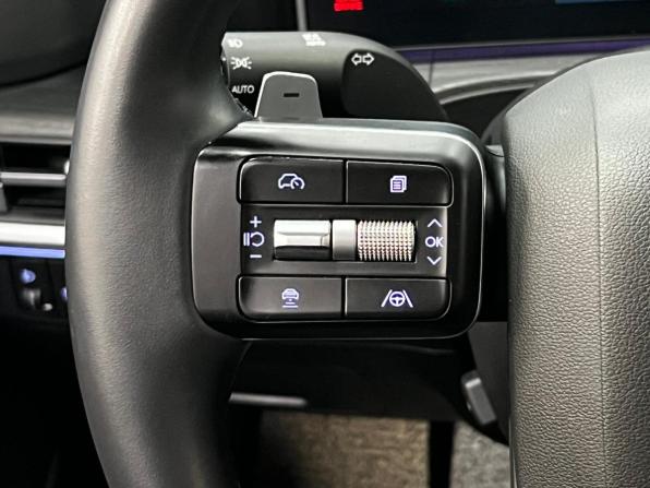 Hyundai Santa Fe V (MX5) с пробегом 2024 года, цена 5 560 000 рублей, 10800 км, внедорожник, Автокод Объявления