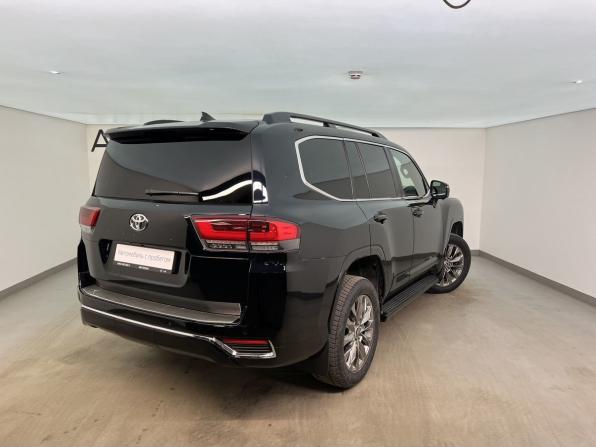 Toyota Land Cruiser 300 Series с пробегом 2023 года, цена 10 990 000 рублей, 19218 км, внедорожник, Автокод Объявления