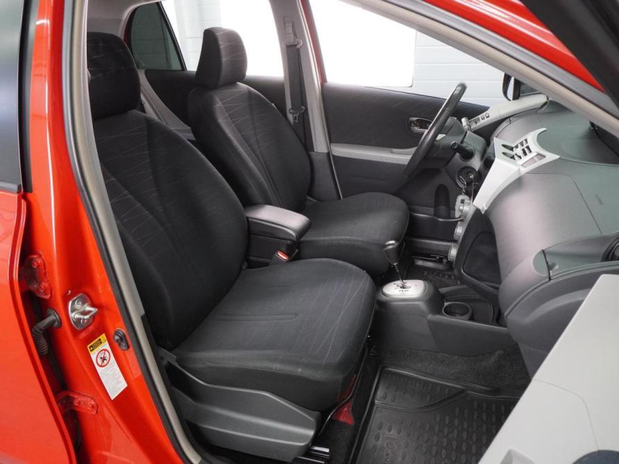 Toyota Yaris II Воронеж  - изображение 8