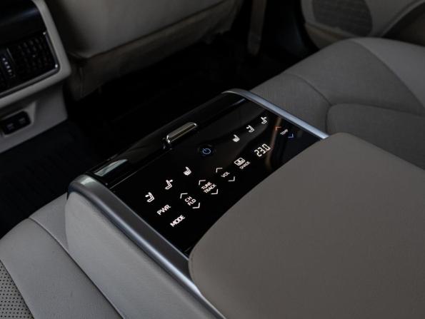 Toyota Camry VIII (XV70) Рестайлинг с пробегом 2021 года, цена 3 150 000 рублей, 89295 км, седан, Автокод Объявления