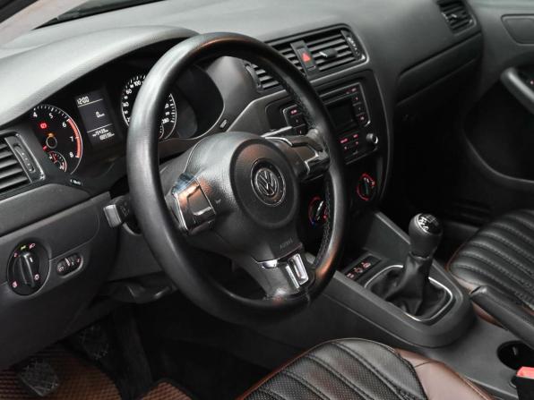 Volkswagen Jetta VI с пробегом 2013 года, цена 950 000 рублей, 188594 км, седан, Автокод Объявления